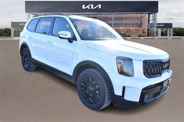 new 2025 Kia Telluride car, priced at $53,558