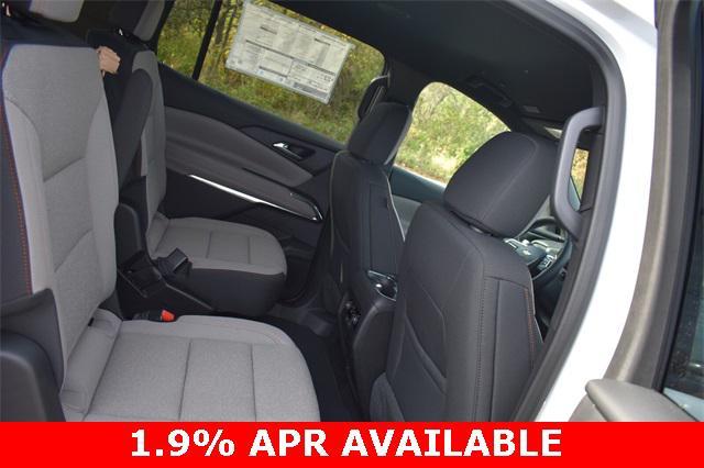 new 2026 Chevrolet Traverse car, priced at $39,998