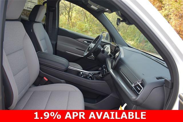 new 2026 Chevrolet Traverse car, priced at $39,998