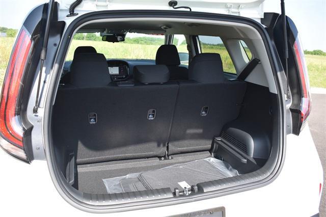 new 2025 Kia Soul car, priced at $24,107