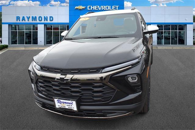 new 2025 Chevrolet TrailBlazer car, priced at $31,925