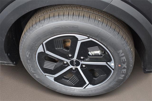new 2025 Kia Niro car, priced at $25,575