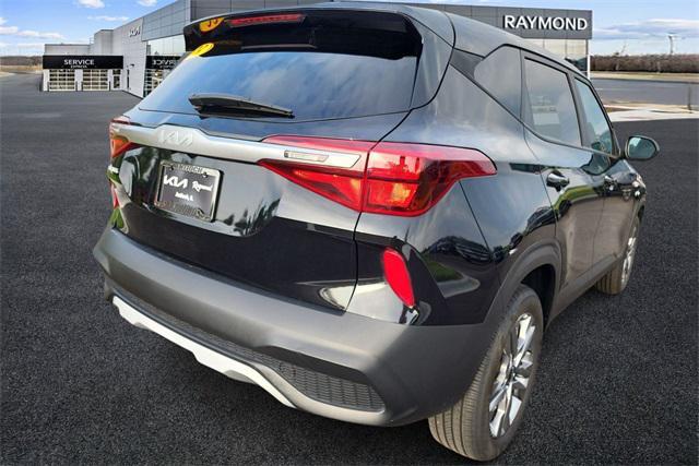 used 2023 Kia Seltos car, priced at $20,916