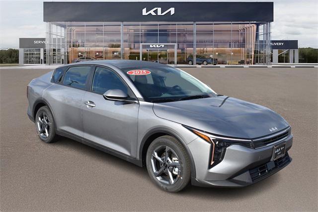 new 2025 Kia K4 car, priced at $23,665