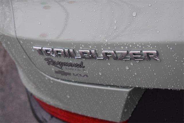 new 2025 Chevrolet TrailBlazer car, priced at $27,266