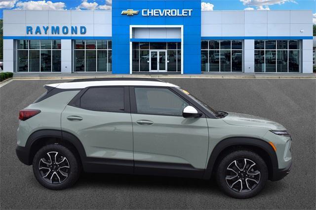 new 2025 Chevrolet TrailBlazer car, priced at $27,266