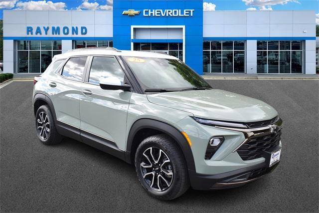 new 2025 Chevrolet TrailBlazer car, priced at $26,676