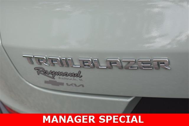 new 2025 Chevrolet TrailBlazer car, priced at $26,676