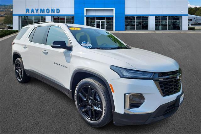 used 2022 Chevrolet Traverse car, priced at $33,482