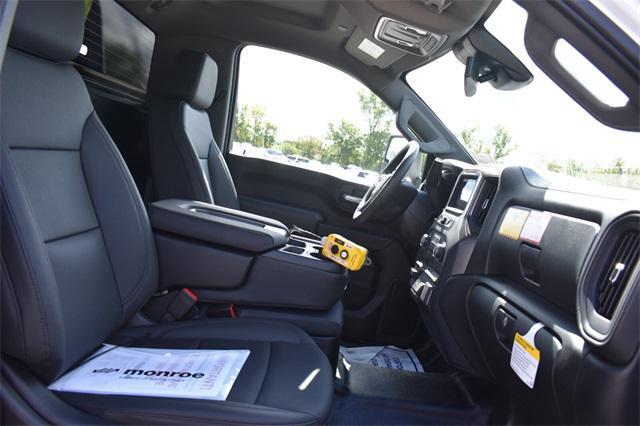 new 2025 Chevrolet Silverado 3500 car, priced at $66,490
