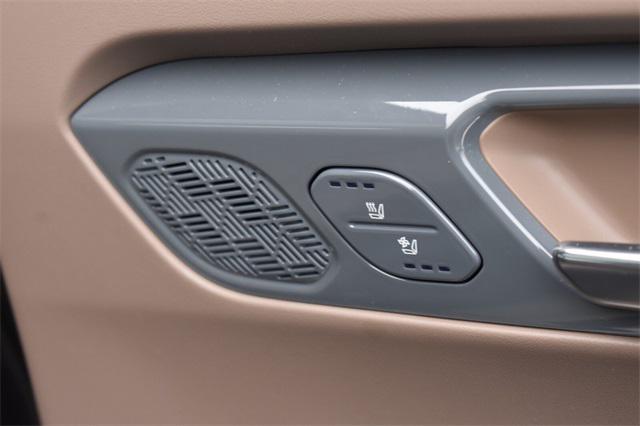 new 2024 Kia EV9 car, priced at $61,600