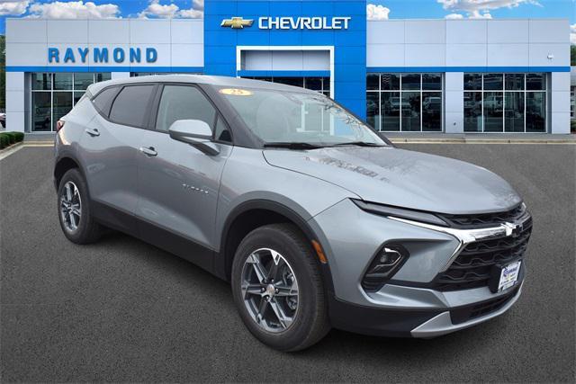 new 2025 Chevrolet Blazer car, priced at $36,955