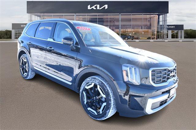 new 2025 Kia Telluride car, priced at $41,693