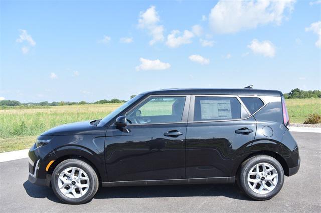 new 2025 Kia Soul car, priced at $22,147