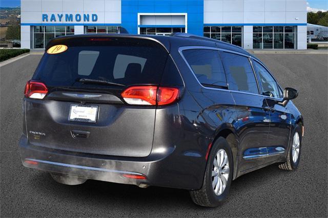 used 2019 Chrysler Pacifica car, priced at $14,987