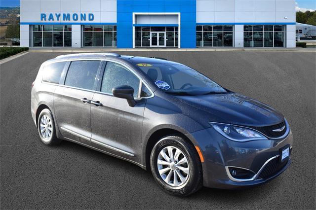 used 2019 Chrysler Pacifica car, priced at $14,987