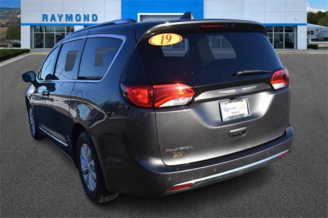 used 2019 Chrysler Pacifica car, priced at $14,987