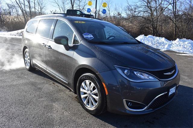 used 2019 Chrysler Pacifica car, priced at $14,987