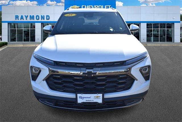 new 2025 Chevrolet TrailBlazer car, priced at $32,810
