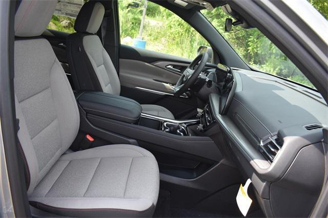 new 2025 Chevrolet Traverse car, priced at $43,845