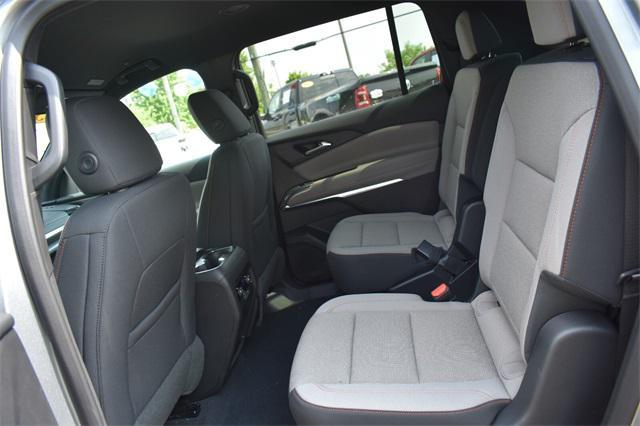 new 2025 Chevrolet Traverse car, priced at $43,845