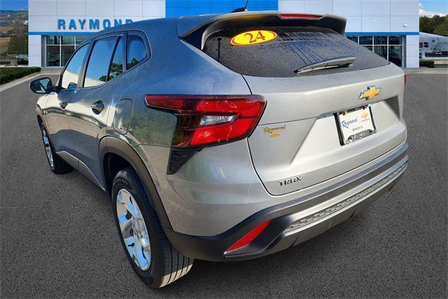 used 2024 Chevrolet Trax car, priced at $21,615