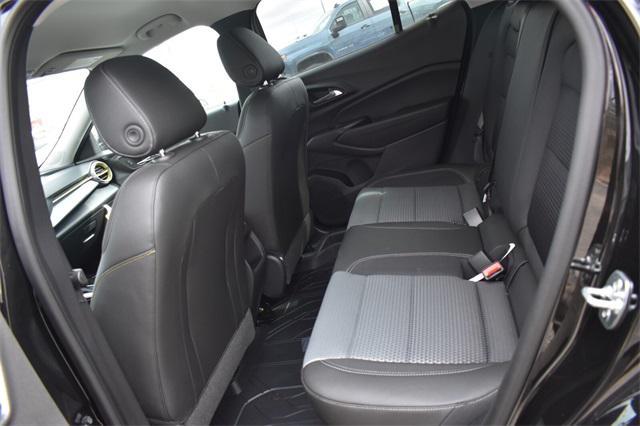 new 2025 Chevrolet Trax car, priced at $23,106