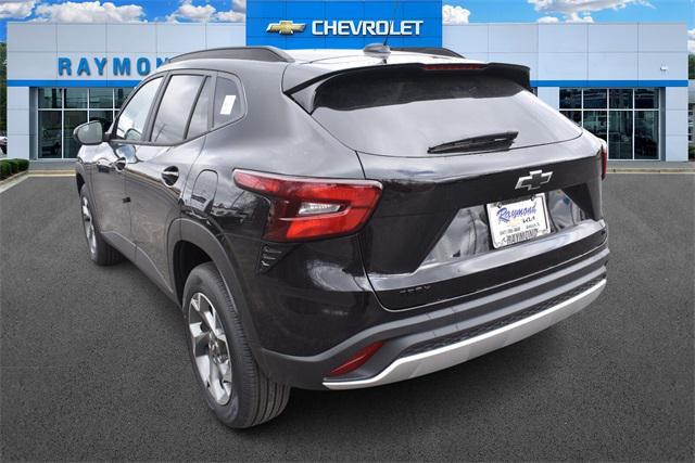 new 2025 Chevrolet Trax car, priced at $23,106