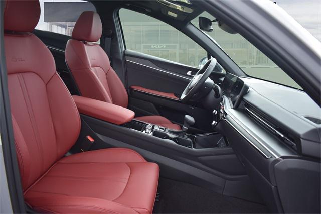 new 2025 Kia K5 car, priced at $32,690