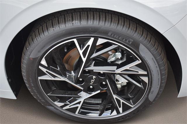 new 2025 Kia K5 car, priced at $32,690