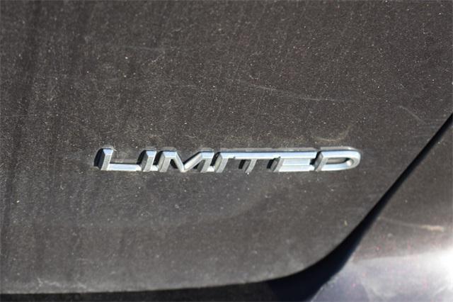 used 2018 Chrysler Pacifica car, priced at $11,679