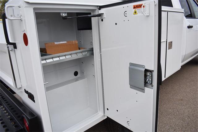 new 2025 Chevrolet Silverado 3500 car, priced at $62,989