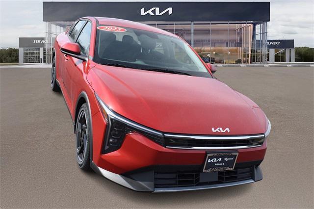 new 2025 Kia K4 car, priced at $23,472