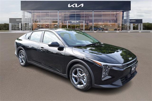 new 2025 Kia K4 car, priced at $23,665