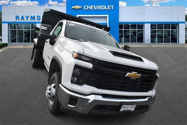 new 2025 Chevrolet Silverado 3500 car, priced at $61,248