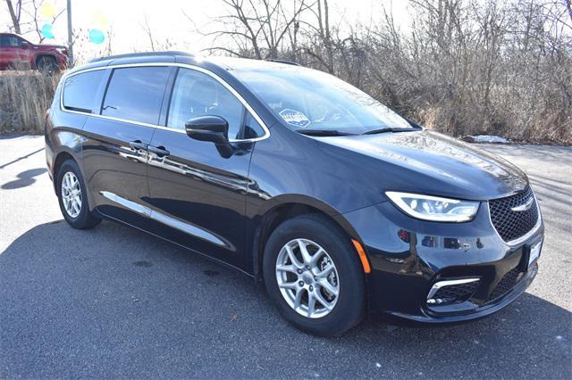 used 2022 Chrysler Pacifica car, priced at $19,998