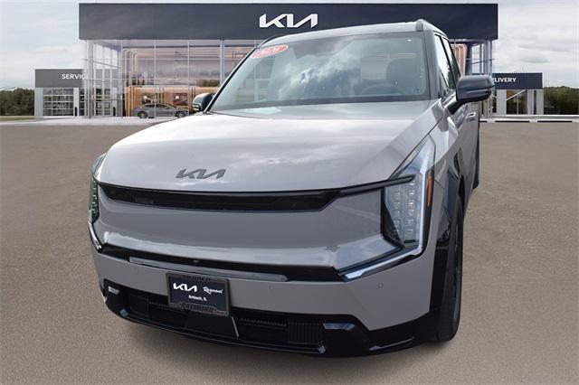 new 2026 Kia EV9 car, priced at $60,336