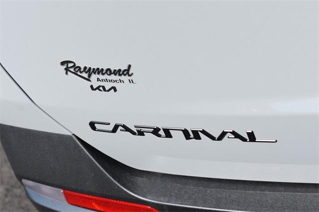 new 2025 Kia Carnival Hybrid car, priced at $54,579