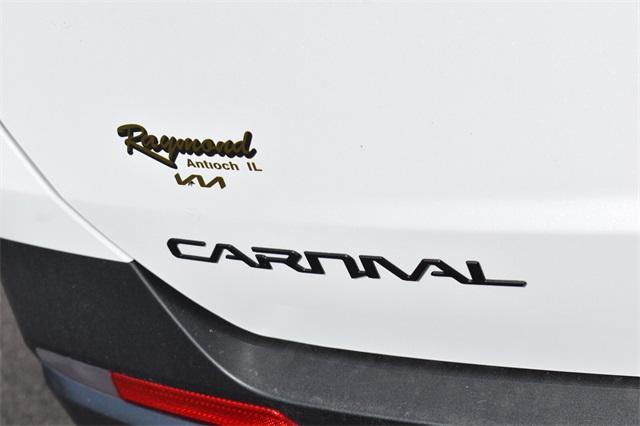 new 2025 Kia Carnival car, priced at $52,400