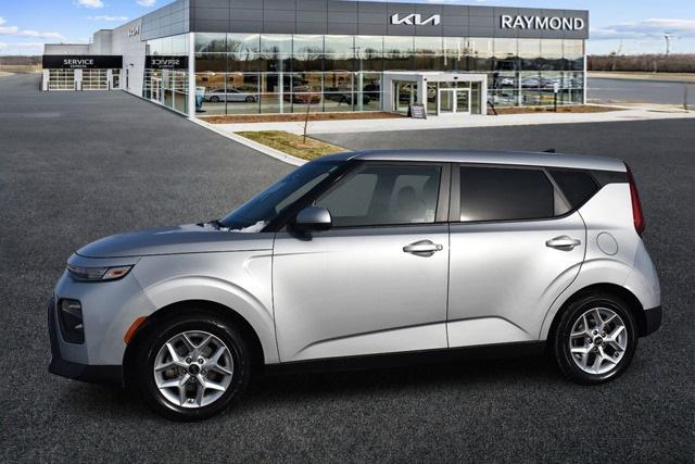 used 2021 Kia Soul car, priced at $14,298