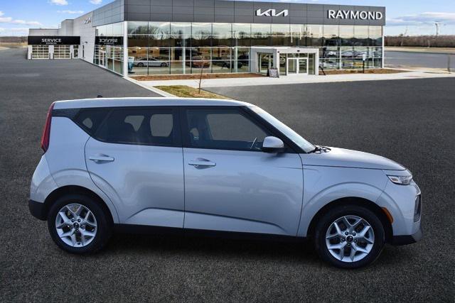 used 2021 Kia Soul car, priced at $14,298