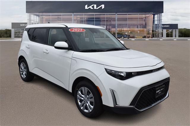 new 2025 Kia Soul car, priced at $21,433