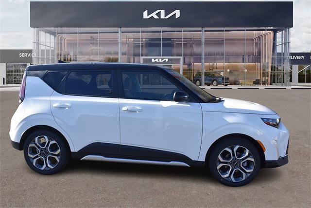 new 2025 Kia Soul car, priced at $25,712