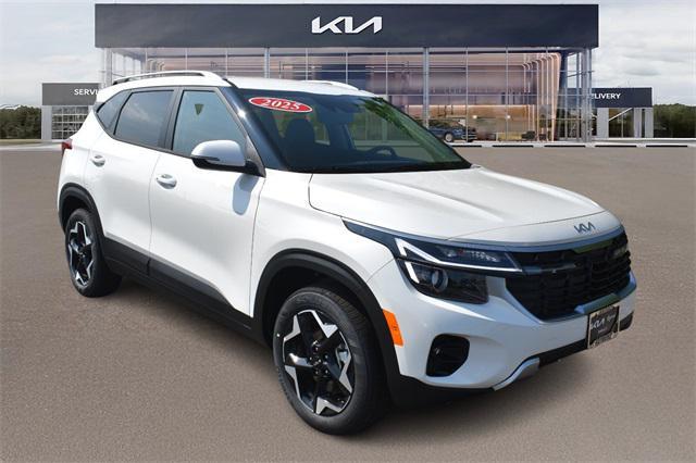 new 2025 Kia Seltos car, priced at $25,915