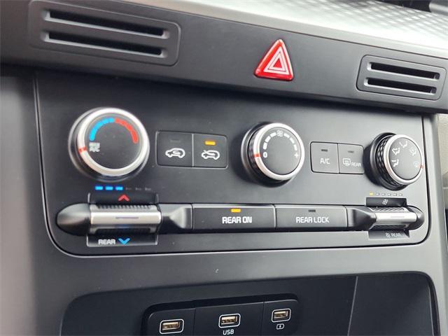used 2023 Kia Carnival car, priced at $32,817