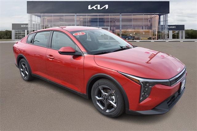 new 2025 Kia K4 car, priced at $23,681