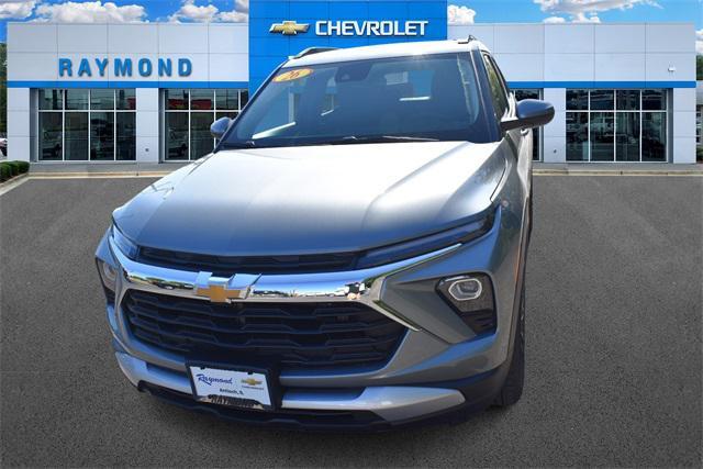 new 2026 Chevrolet TrailBlazer car, priced at $28,206