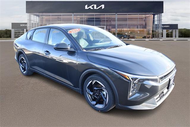 new 2025 Kia K4 car, priced at $24,651