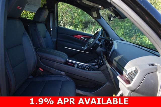 new 2026 Chevrolet Traverse car, priced at $49,298