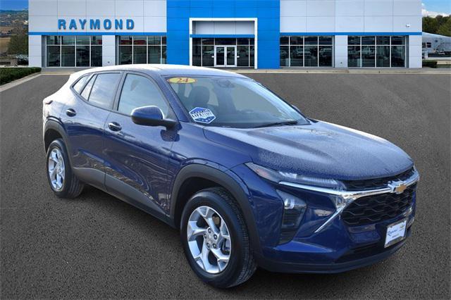 used 2024 Chevrolet Trax car, priced at $21,172